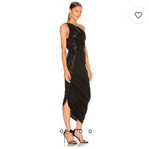 Norma Kamali Diana Gown Black